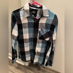 Men’s Hollister Long sleeve flannel button up size medium
